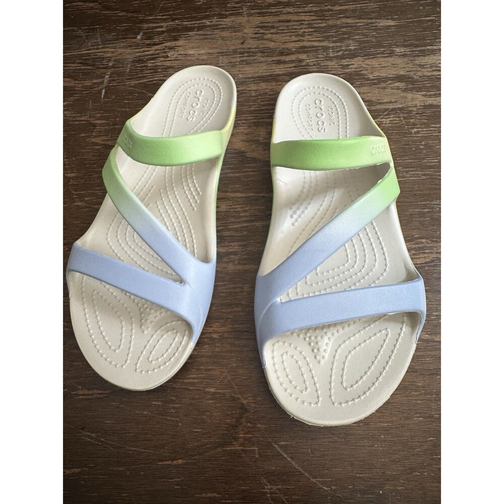 Crocs Iconic Comfort Women’s Flip Flop Sandals Pastel Blue Green Size 10W